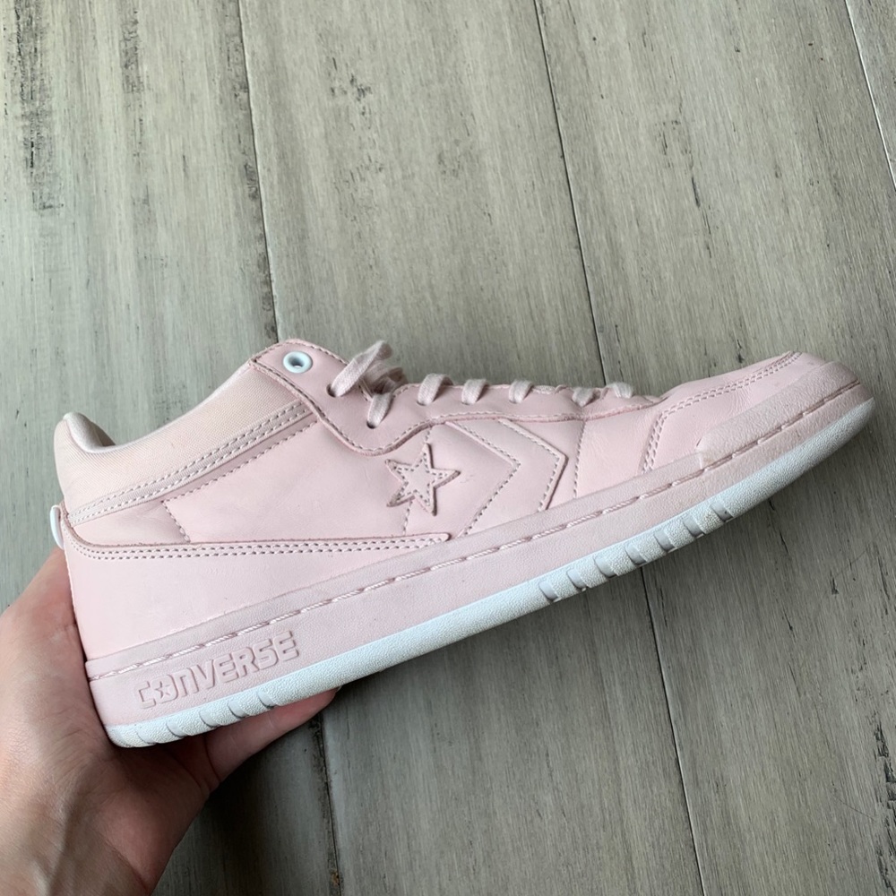 Converse High Top Light Pink Leather All Star